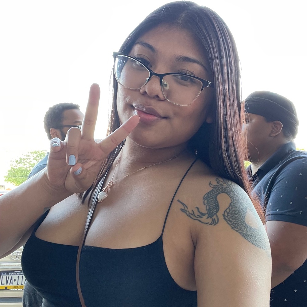 Meet your Posher, Dejah